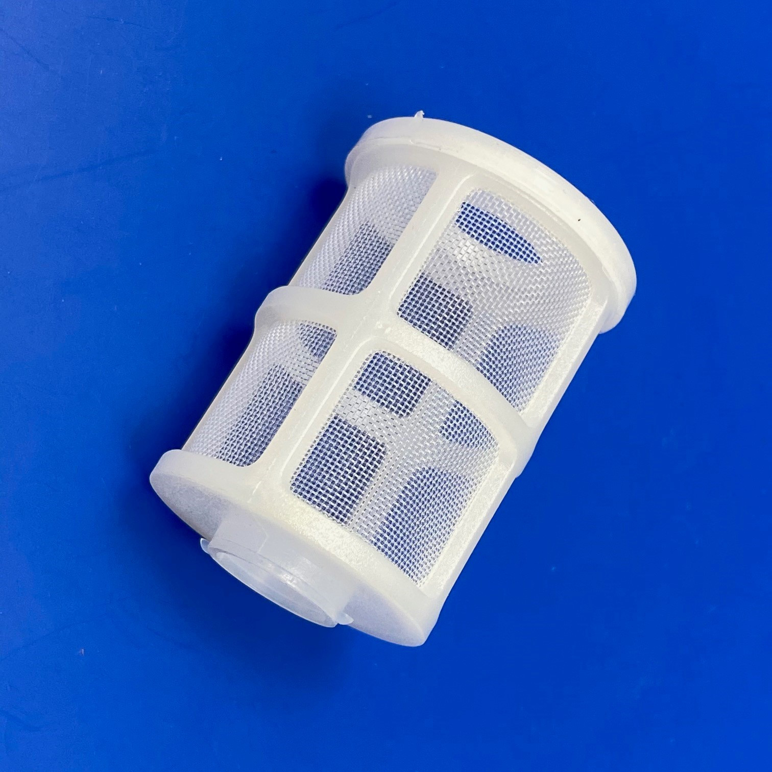 Replacement filter element for CA1026