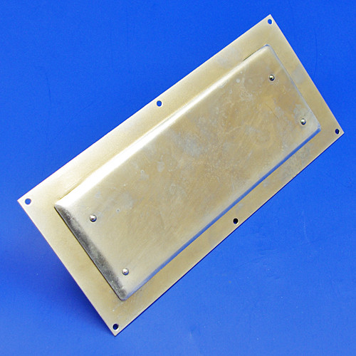Large, sprung rectangular vent - Steel, 250mm x 113mm