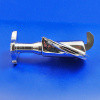 Screw down lobe type bonnet catch