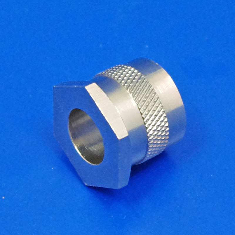 End connector for 12mm diameter conduit with plain hole