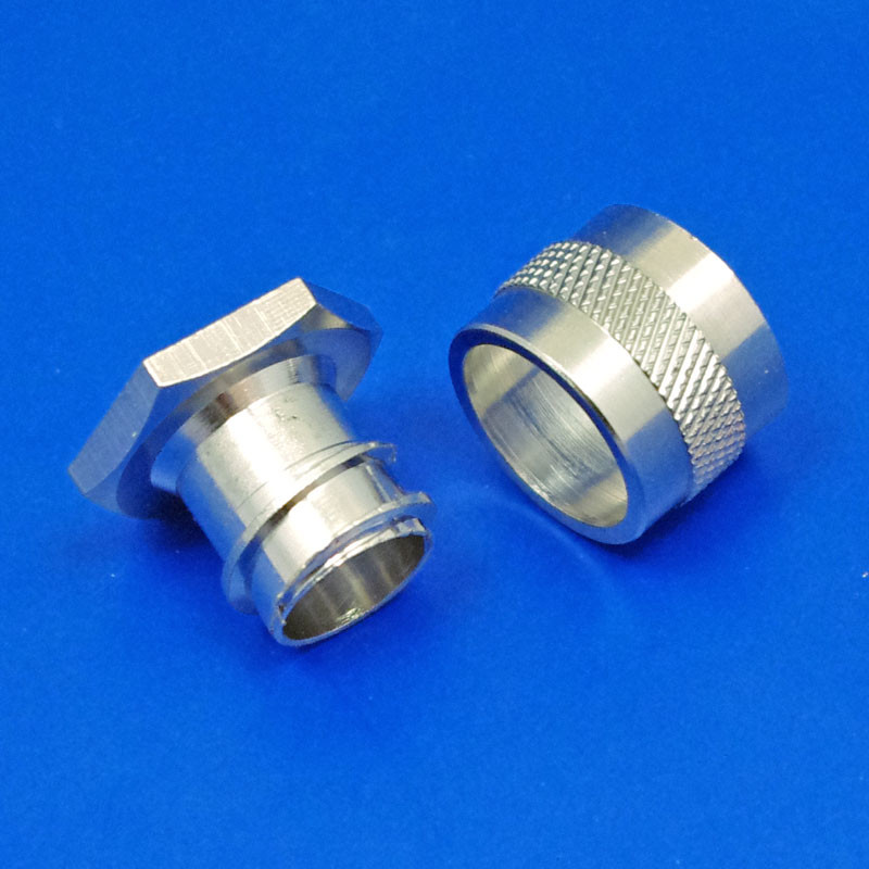 End connector for 12mm diameter conduit with plain hole