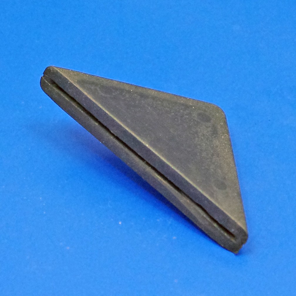 260P Plain Rubber Corner Rubber Mouldings Coachbuild and