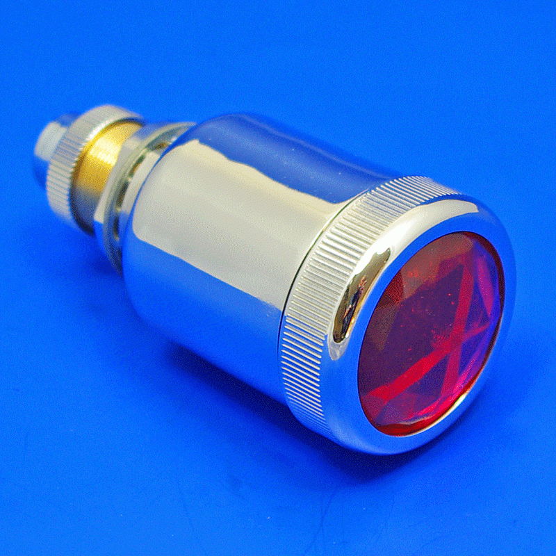 Rear lamp equivalent to Lucas L582 model with glass prismatic lens
